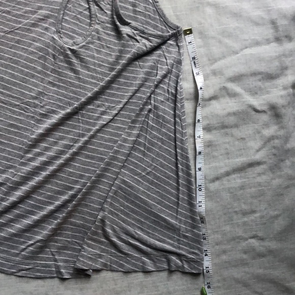 GAP Criss Cross Keyhole Back Striped HiLo Tank - Picture 6 of 8